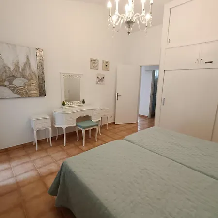 Apartment Apartamento Paradero Con Jardin *