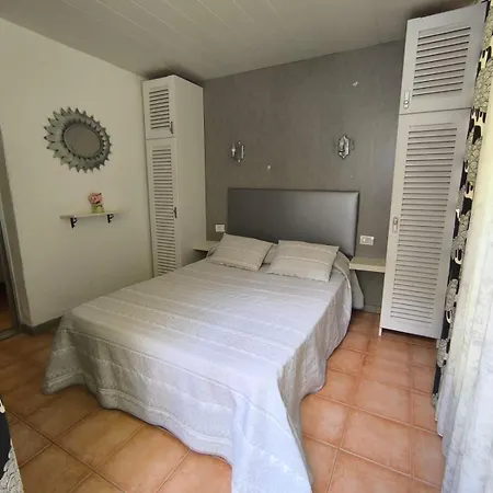 Apartamento Paradero Con Jardin *