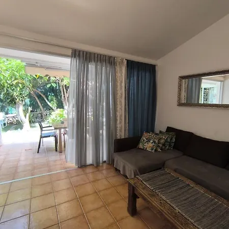 Apartment Apartamento Paradero Con Jardin *